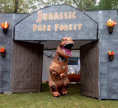 Jurassic Park Halloween Yard And T Rex Guide Parkforesthalloween