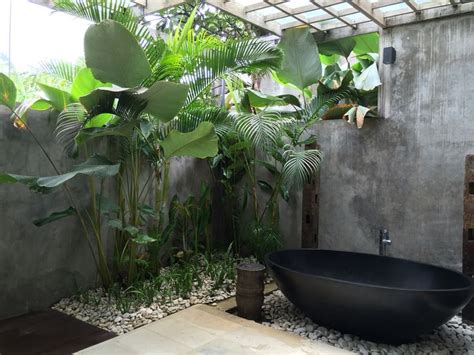 Balinese Bathroom Outdoor Bathroom Design Outdoor Bathtub Outdoor