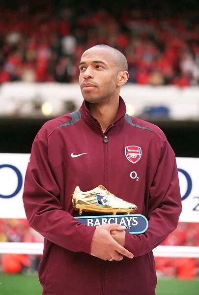 Thierry Henry Arsenal With His Golden Boot Award