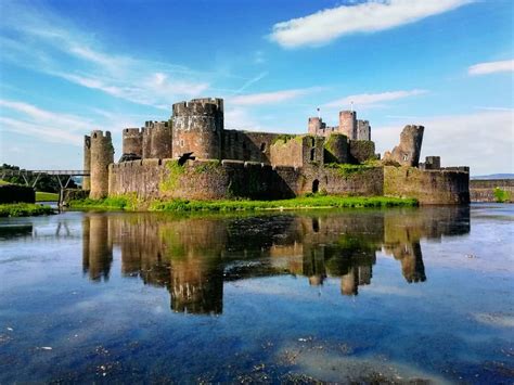 Caerphilly Castle The Largest Castle In Wales Castles In
