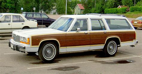 This Is How Much A Ford Country Squire Is Worth Today