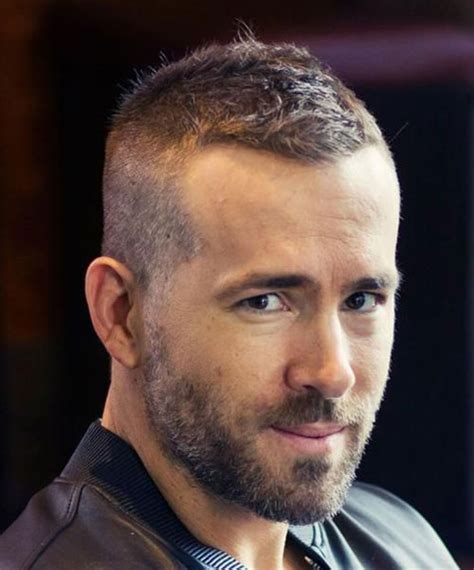 The buzz cut is a very short men's haircut that is usually trimmed with electric clippers and guards. 20 Stylish Buzz Cut Hairstyles For Men (2020 Guide) - Hairmanz