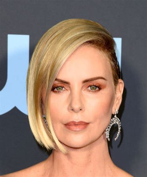 19 Charlize Theron Hairstyles And Haircuts Celebrities