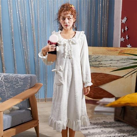 Autumn Winter Women Warm Nightgowns Turn Down Collar Flannel Nightdress Pockets Long Sleeved