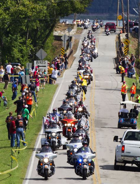 Army general winfield scott, began rounding up cherokee indians in this area who had refused this route was designated as the trail of tears corridor of north alabama by resolution of the alabama legislature on july 13, 1995. 26th Annual Trail of Tears Commemorative Motorcycle Ride ...