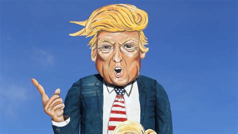 British Town Will Burn 36 Foot Donald Trump Statue