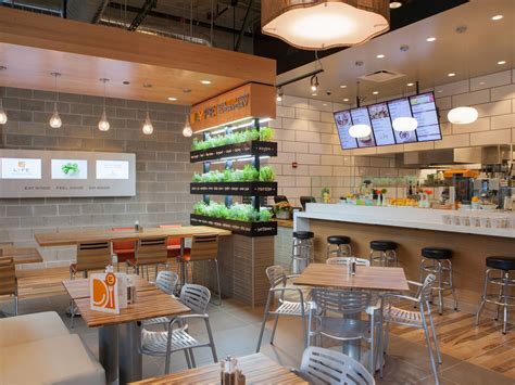 Nowadays, there are so many fast food chicken restaurants to choose from. 17 Best Healthy Fast Food Restaurant Chains : Food Network ...