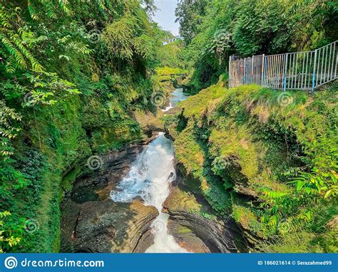 Underground Waterfall In Pokhara Nepal David S Fall Devi S Fall Or
