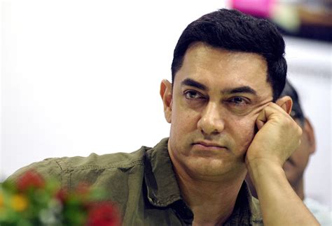 Aamir khan complete movie(s) list from 2021 to 1984 all inclusive: Aamir Khan debuts his muscular look for Dangal on Twitter