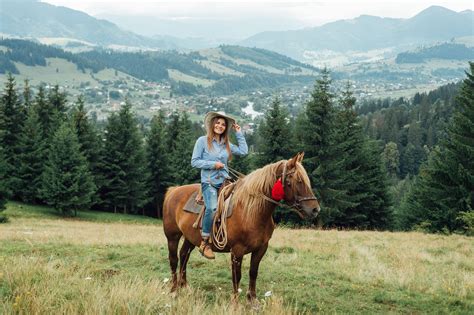 8 Places To Go Horseback Riding Around Bozeman