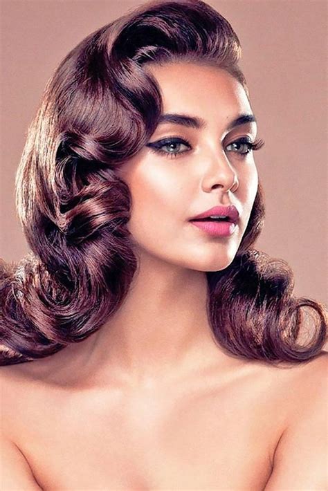Although they work for all hair lengths and textures, pomps are usually styled in the same manner. 2021 Latest 1950s Long Hairstyles