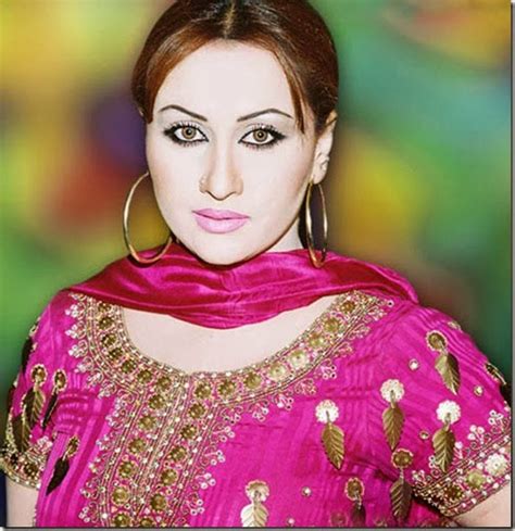Nargis Stage Drama Actress Sexy Wallpapers Lonleyfashion This Is