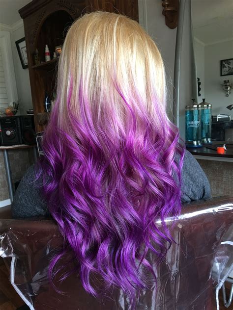 If you have blonde hair, you may have heard about purple shampoo, but do you know about its benefits and how often you should use it? Purple hair ; ombré , blonde (With images) | Blonde hair ...