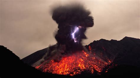 A Rare Volcanic Lightning Storm Captured On Video During The Eruption