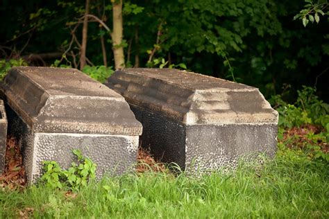 Mausoleum Burial Guide Types Benefits Cost Mausoleums Com