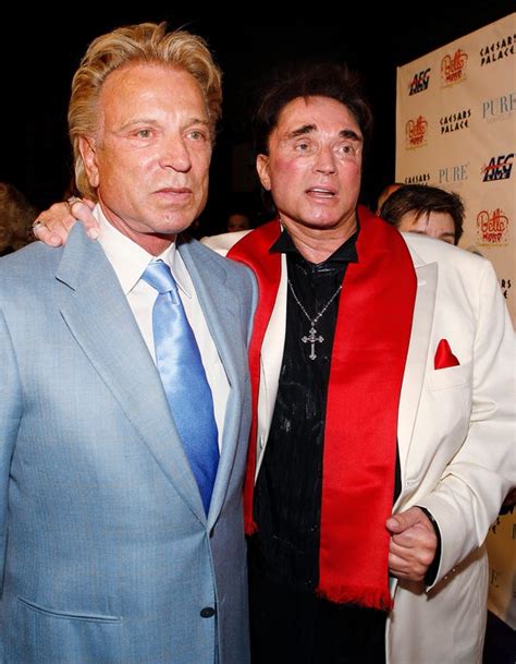 siegfried fischbacher of siegfried and roy duo dies of cancer at 81