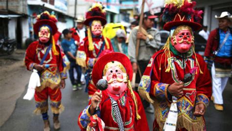 Las Tradiciones Más Coloridas Y Alegres De Guatemala