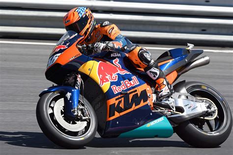 All information about our different models of bikes, the racing in motogp and superbike, and dealers. KTM RC16 MotoGP Race Bike Revealed