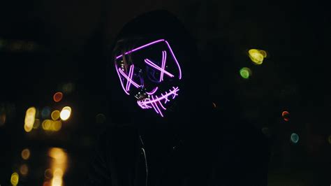 Download Wallpaper 1600x900 Man Mask Neon Dark Silhouette