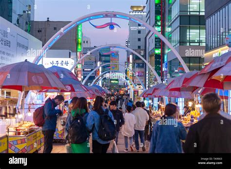 Busan International Film Festival Biff Square With Street Food Stalls
