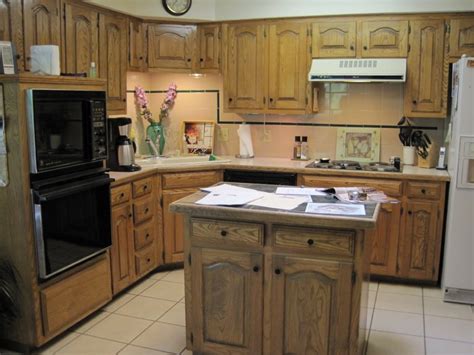 Best Small Kitchen Design With Island For Perfect Arrangement Homesfeed