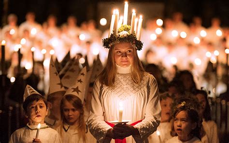 Allo svezia & scandinavia il parcheggio è gratuito, non custodito ma illuminato. Islanda, Scandinavia, Finlandia: le tradizioni di Natale ...
