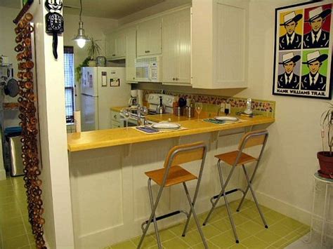 Counter space is some of the most precious real estate in your entire house. Small kitchen with bar design ideas