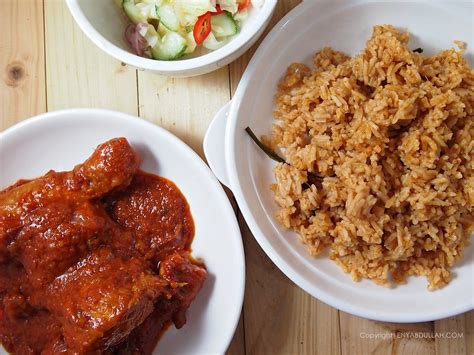 Cetak dalam cetakan dipoles sedikit minyak sayur. Nasi Tomato Ayam Masak Merah Utara | EnyAbdullah.Com
