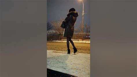Crossdresser Waiting For A Bus At Bus Stop In Mini Skirt Seducing Drivers Youtube