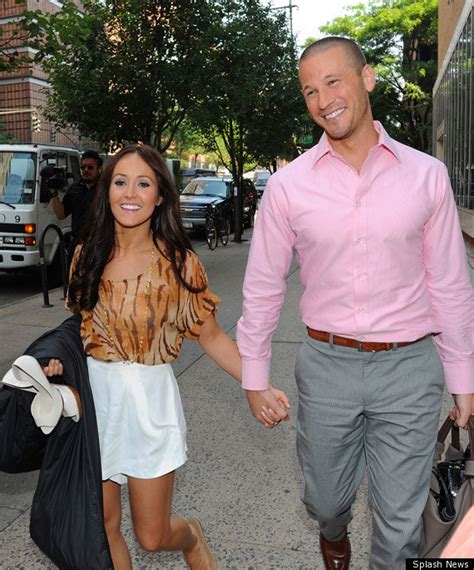 Ashley Hebert And Jp Rosenbaum Bachelorette Steps Out With Her Pick