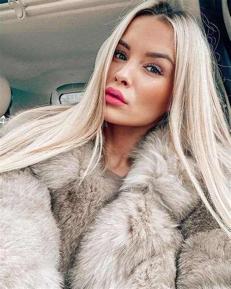 Denisa K On Instagram “1 1 2020 🤍🤞🏼 Wish” Fur Fashion Fur Coats