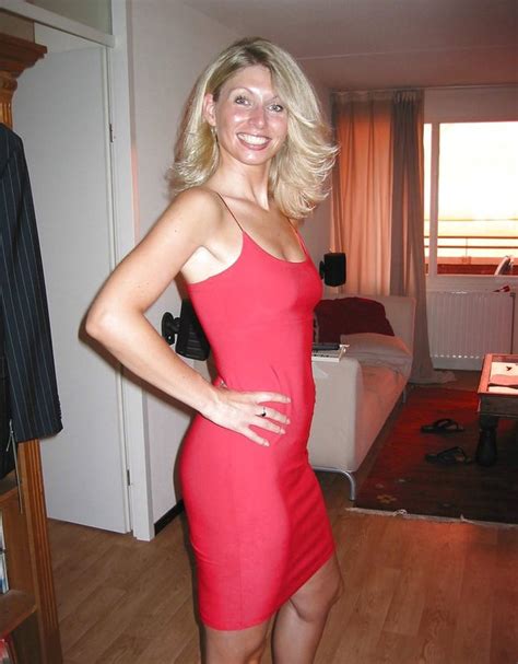 Non Nude Milfs Posted At Pm Tagged With Blon