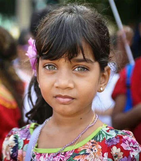 Estimate Indians With Bluegreen Eyes