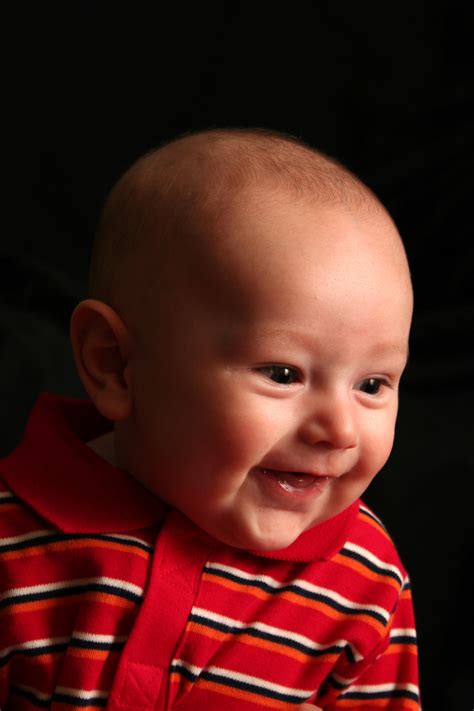 Baby Boy Smiling - Baby Face - Humitnell | Humintell
