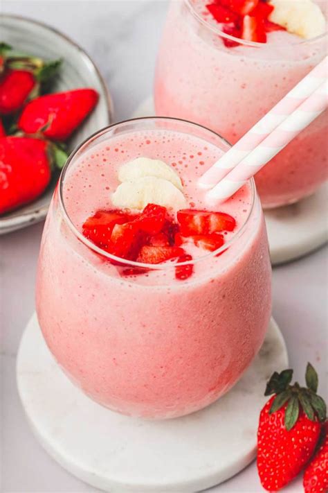 Best Strawberry Banana Smoothie 3 Ingredients Ready In 5 Min