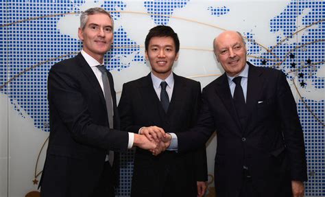 Iniziato il dialogo per il rinnovo l'amministratore delegato nerazzurro sulle strategie di mercato: FC Internazionale Milano nomina Giuseppe Marotta ...