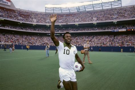 Once In A Lifetime The Extraordinary Story Of The New York Cosmos 2006