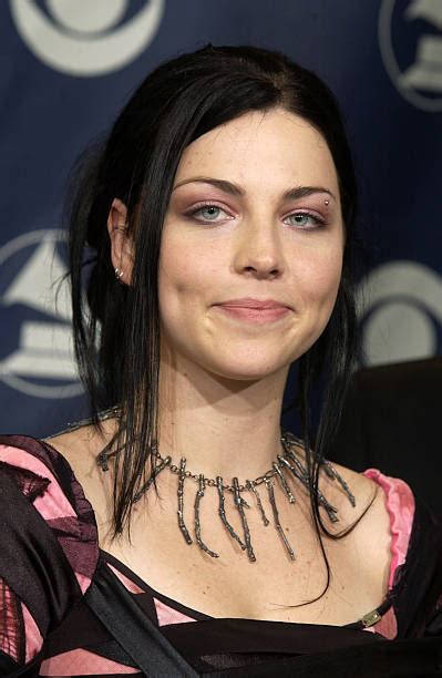 Amy Lee Singer Photos Pictures Of Amy Lee Singer Getty Images