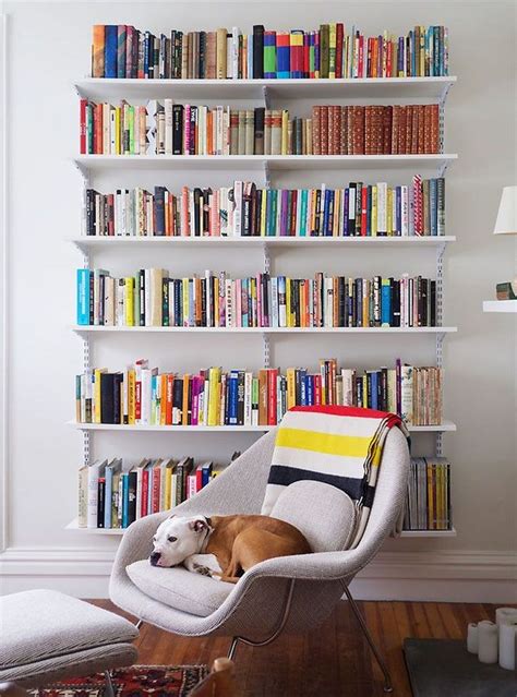 40 Organized Stylish Bookshelves Design Ideas For Your Living Room