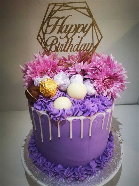 Drip Cakes Purple Butter Cream Cake With Whitedrip With Fresh Flowers