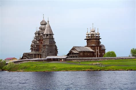 Russena heafodburg is moscow, þe in russisce hatte moskva. Petrosawodsk - An den größten Seen Europas | Russland ...