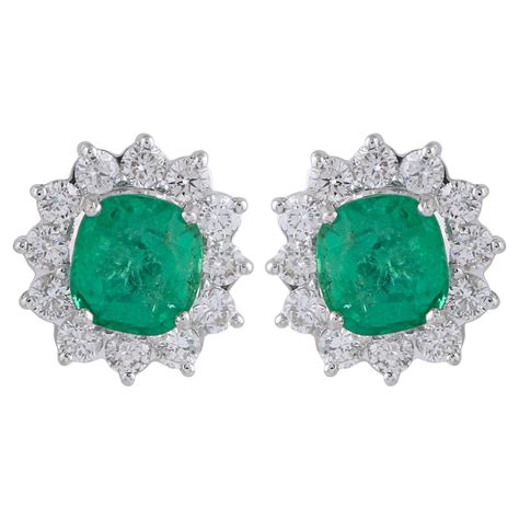 Natural Emerald Gemstone Stud Earrings Diamond 18 Karat White Gold Fine