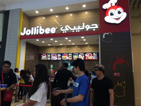 Midsummer Jollibee At Dubai Mall
