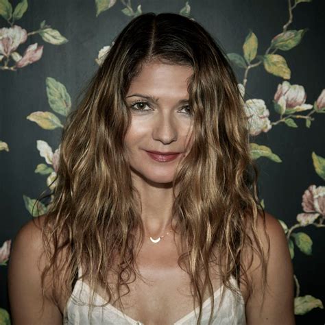 Actress Jill Hennessy Was Haunted By Her Mothers Mysterious Departure