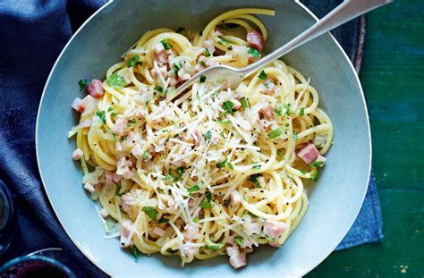 Spaghetti carbonara recipe | GoodtoKnow