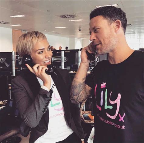 Frankie Bridge Shows Off Her Blonde New Hairdo And Looks