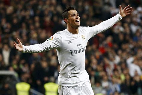 Just wondering if ea removed the right here right now celebration in fifa 19? Ronaldo Celebration Wallpapers - Wallpaper Cave