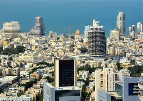 Downtown Tel Aviv Skyline Stock Photo By ©eldadcarin 22427167