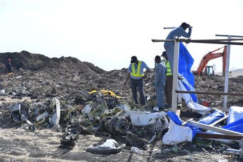 Boeing 737 Max Jet Crash Ceo Accepts Blame Apologizes To Families