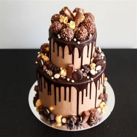 My mum helped to put the cake mix in the tins, layer elegant 18th birthday cakes as if someone with a birthday gift to the 18 who could blow her mind takes a lot of originality and design. 50 startling ideas for cake for the 18th birthday ...